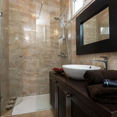 4me Apartment *